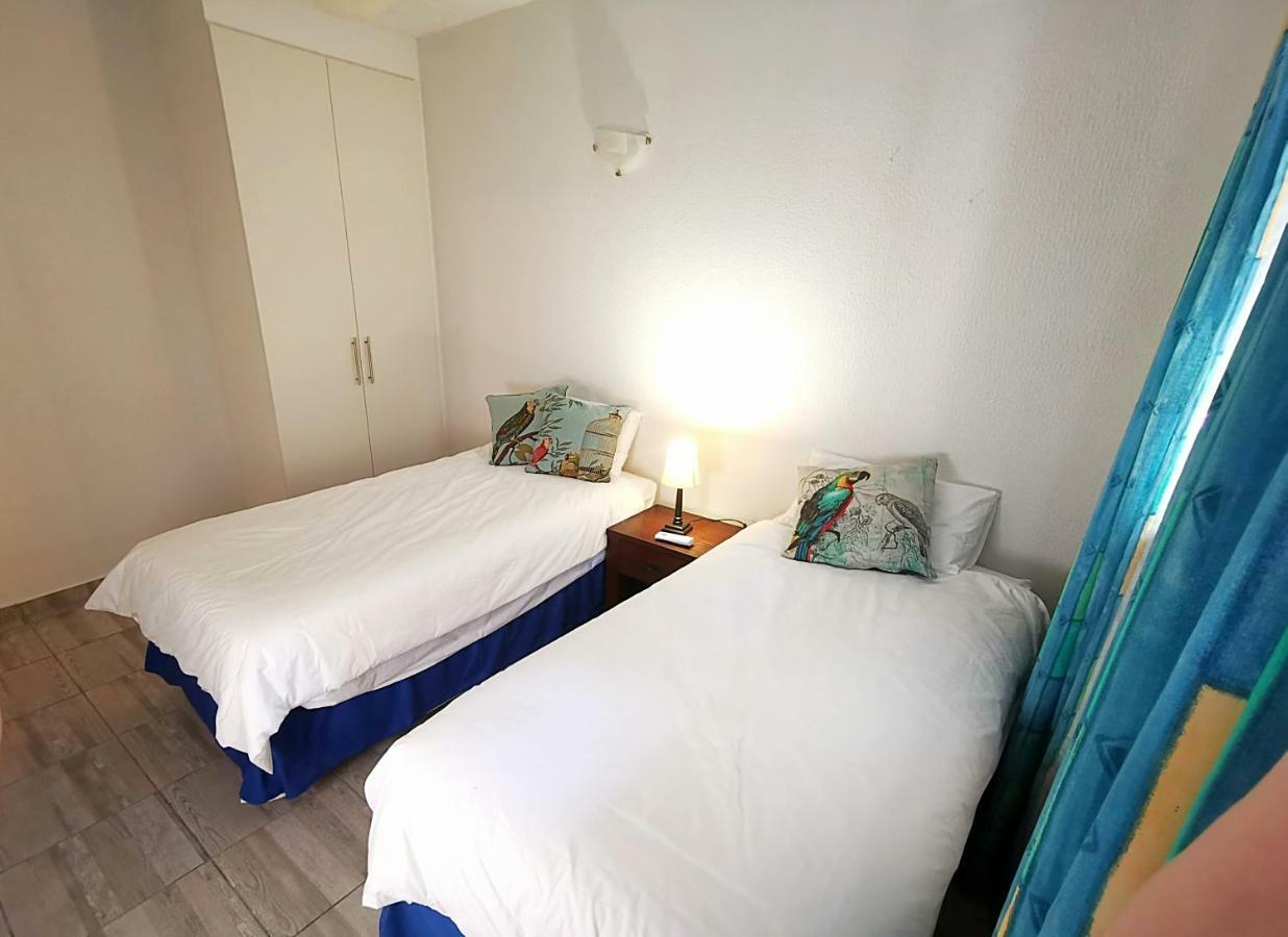 Apartamento Eden Wilds Unit 48 & 47 & 31 Port Edward Exterior foto